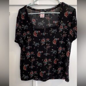 Floral stretch mesh blouse